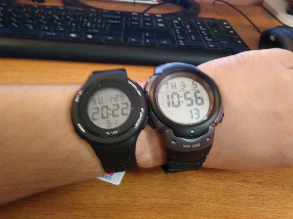 Aliexpress: Крупные наручные часы - 2 разные модели