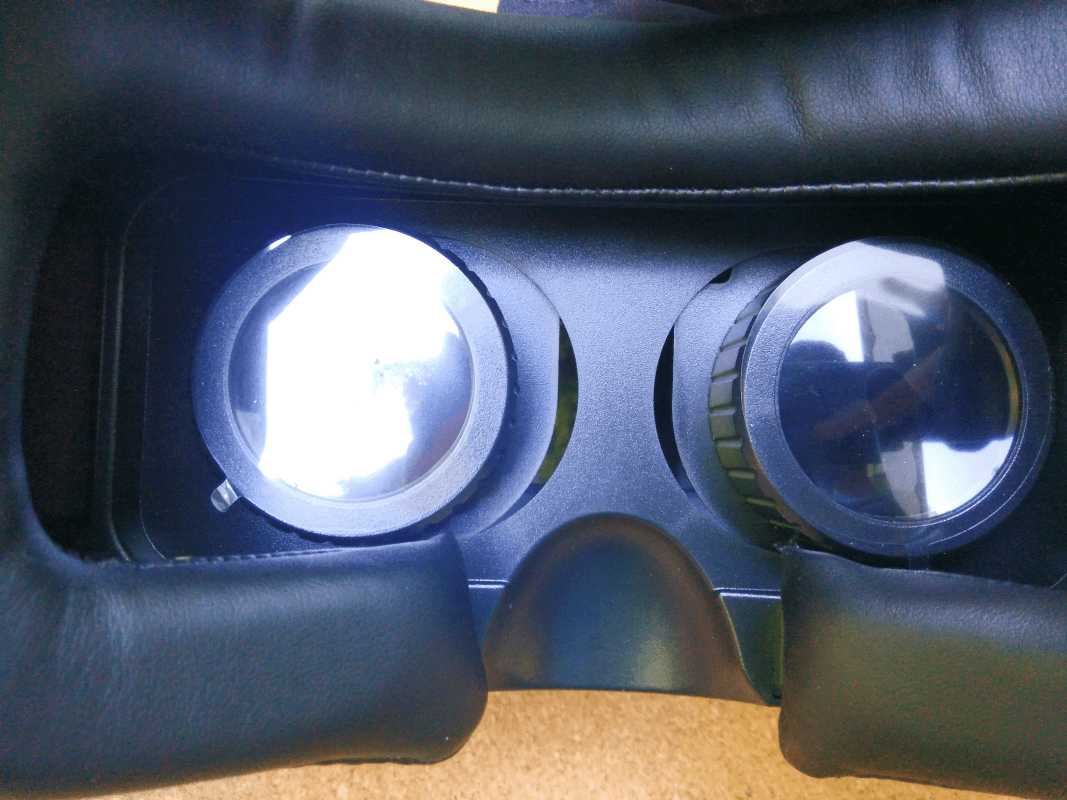 Aliexpress - очки виртуальной реальности за 20$