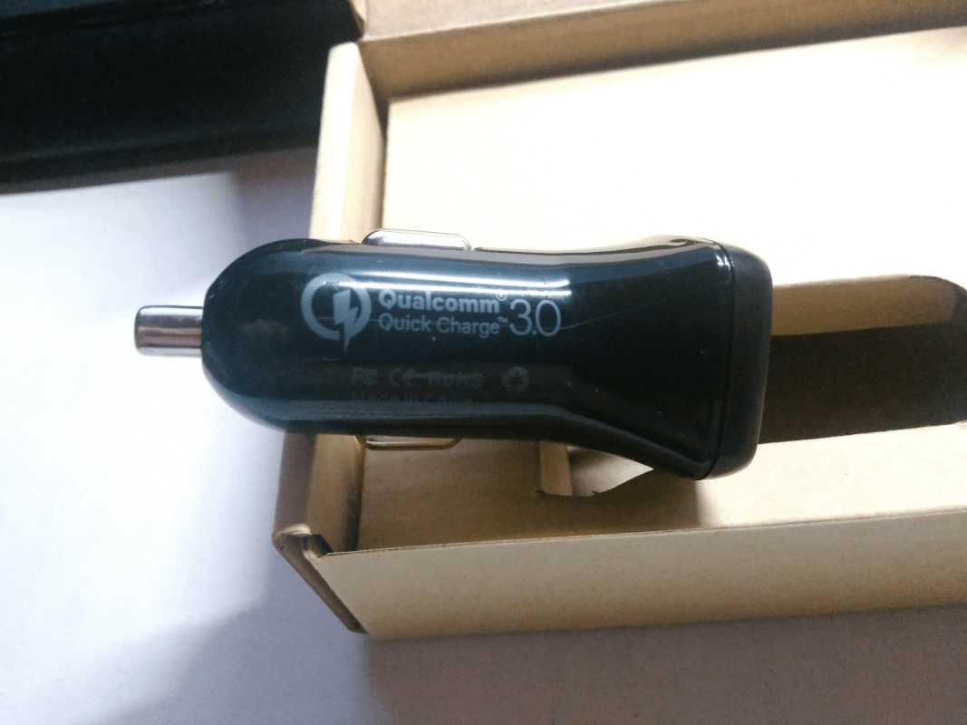 CHOETECH-QC-3.0-Car-Charger-review-002