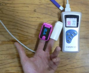 finger-pulse-oximeter-review-09