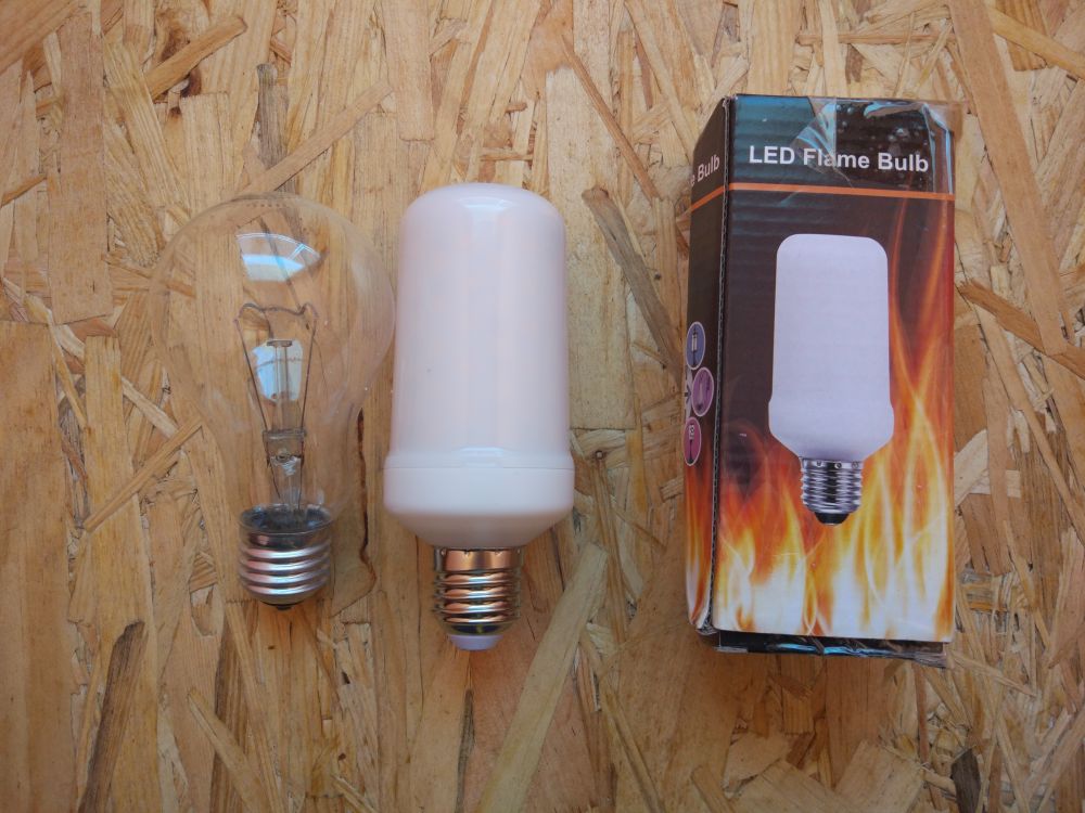 obzor LED Flame Light Bulb Emulation Flaming Decorative Lamp review 01 Домострой