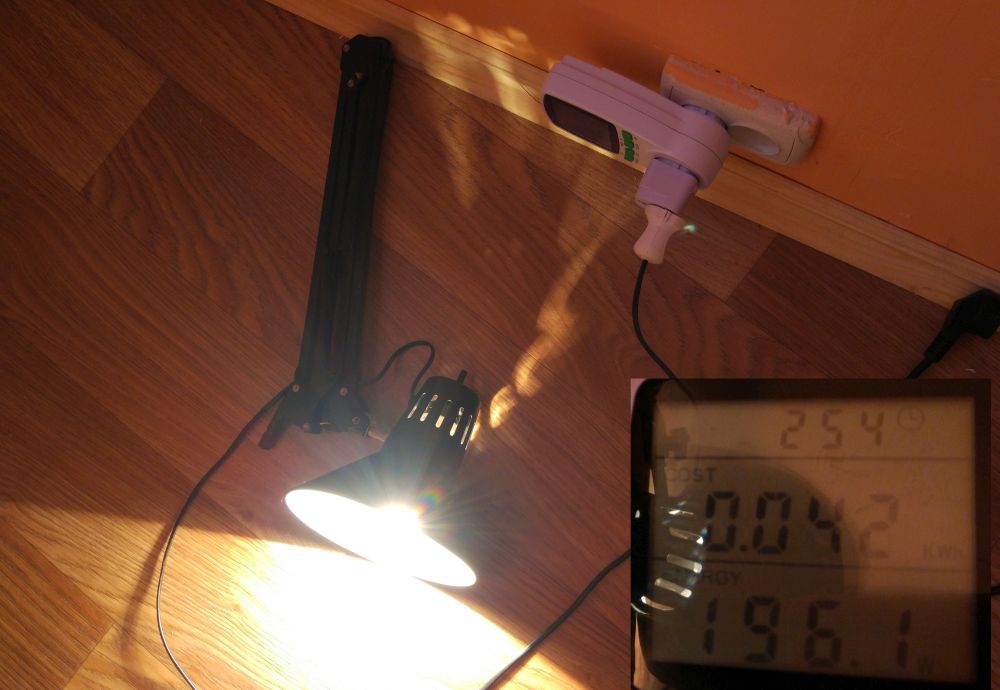 obzor LED Flame Light Bulb Emulation Flaming Decorative Lamp review 02 Домострой